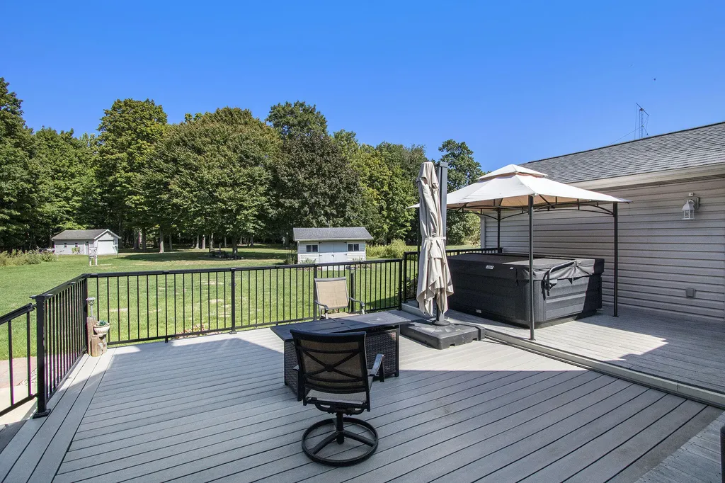 6030 Paw Paw Lake Road Coloma Charter Township MI 49038