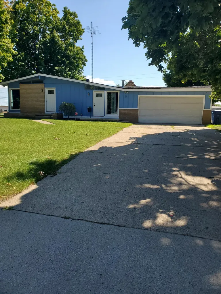 682 Waverly Drive Benton Charter Township MI 49022