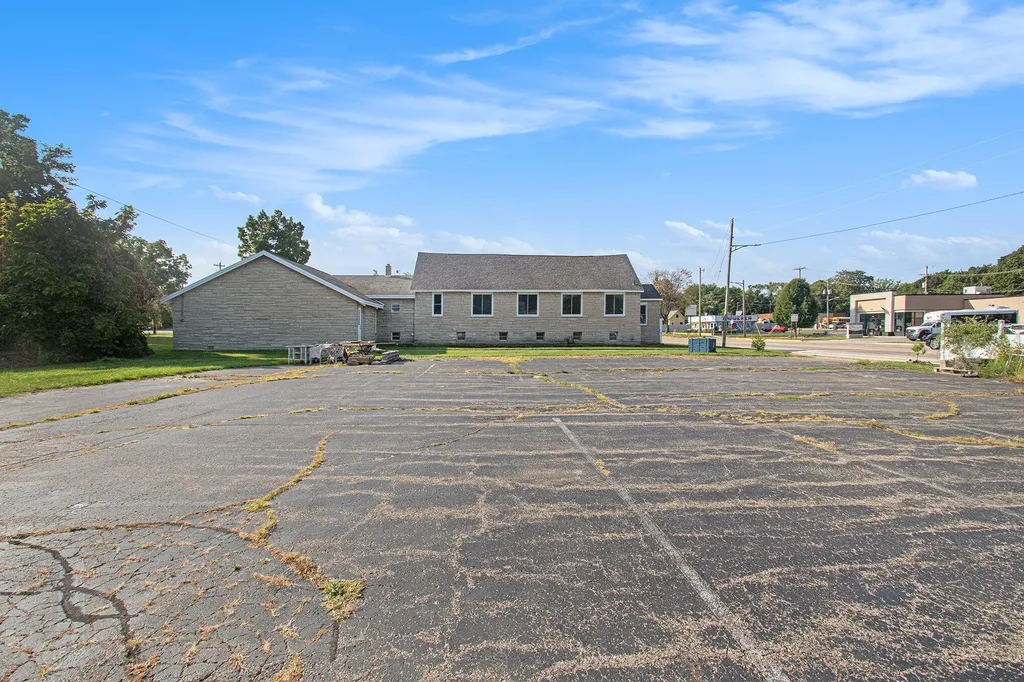 555 Broadway Street South Haven City MI 49090
