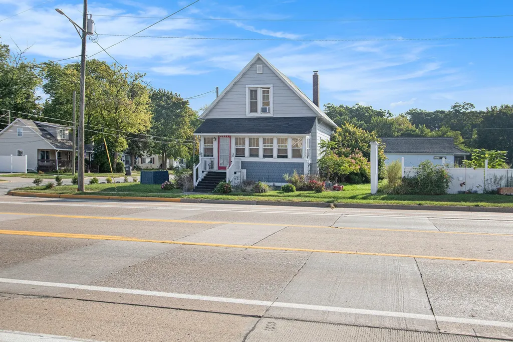 555 Broadway Street South Haven City MI 49090