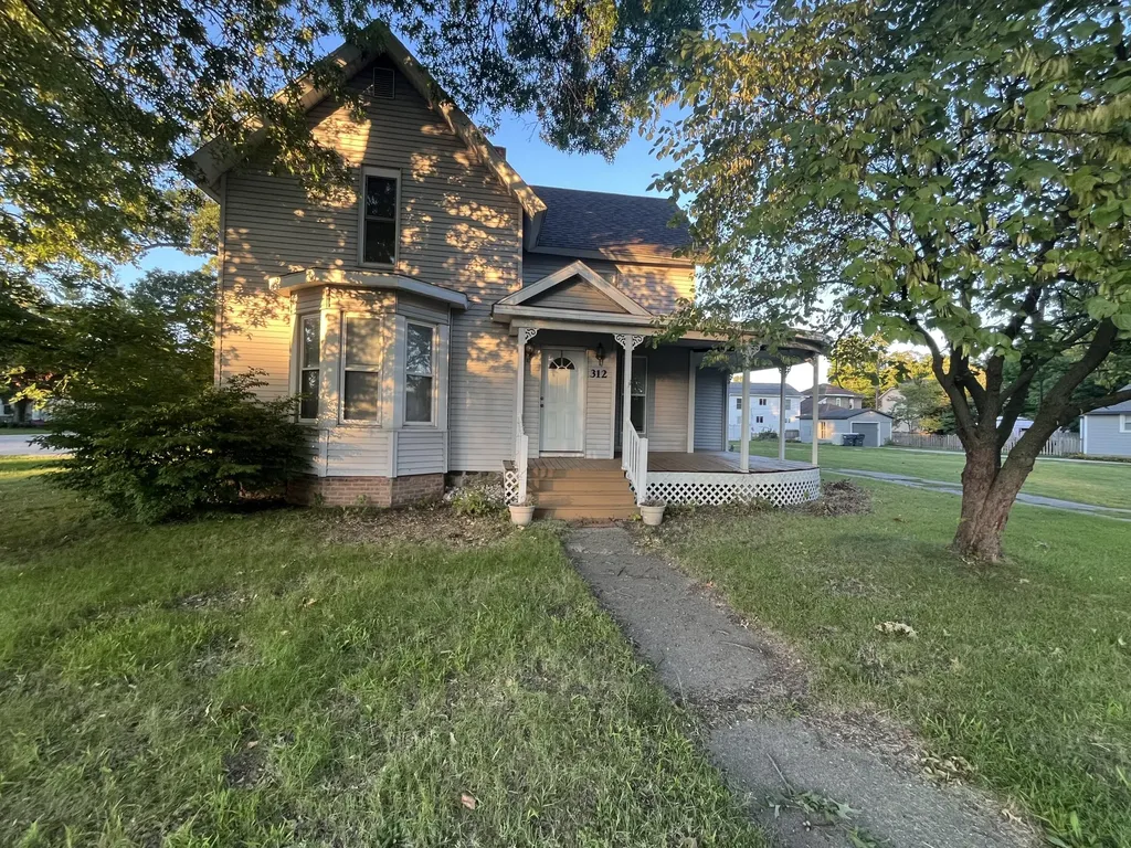 312 N Cass Street Berrien Springs Village MI 49103