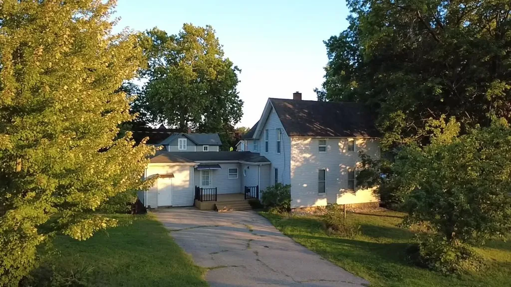 312 N Cass Street Berrien Springs Village MI 49103