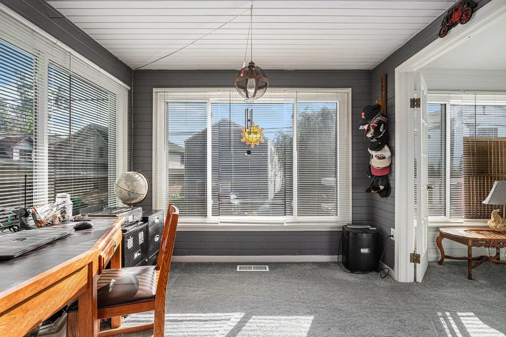 55945 Inn D Inn Drive Silver Creek Township MI 49047