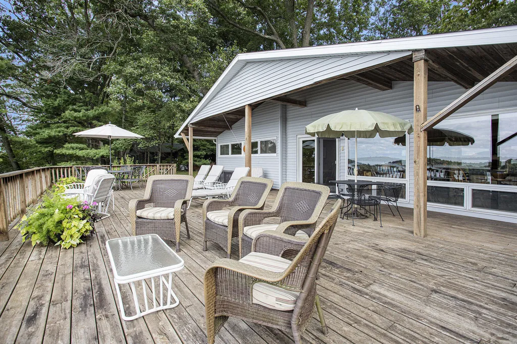 59688 Summit Street Fabius Township MI 49093