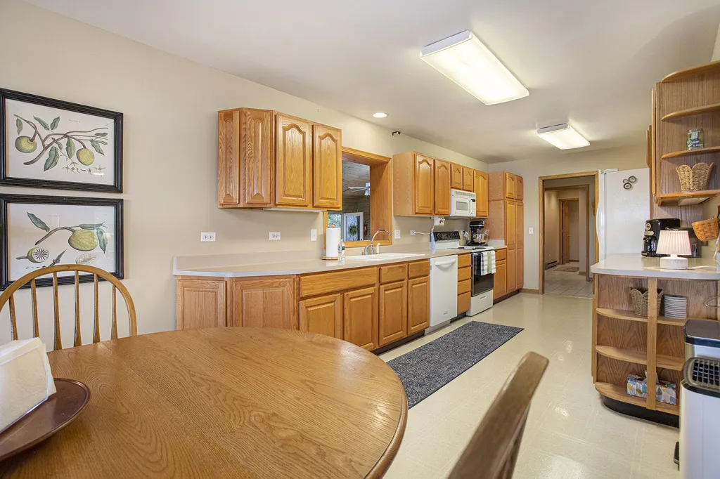 59688 Summit Street Fabius Township MI 49093