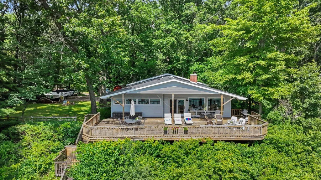 59688 Summit Street Fabius Township MI 49093