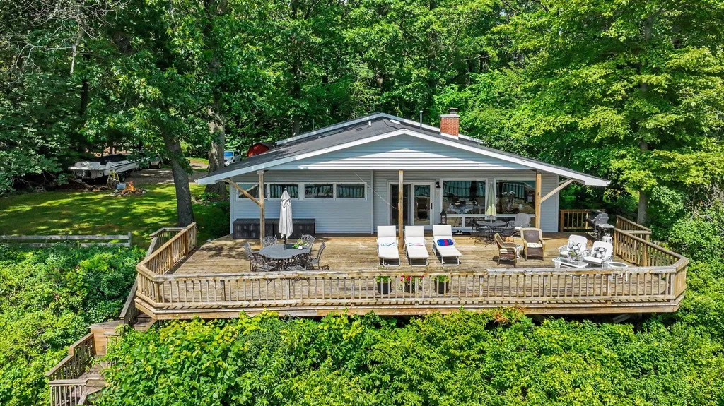 59688 Summit Street Fabius Township MI 49093
