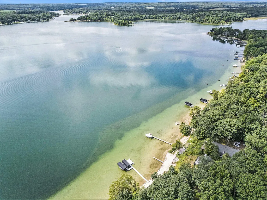 59688 Summit Street Fabius Township MI 49093