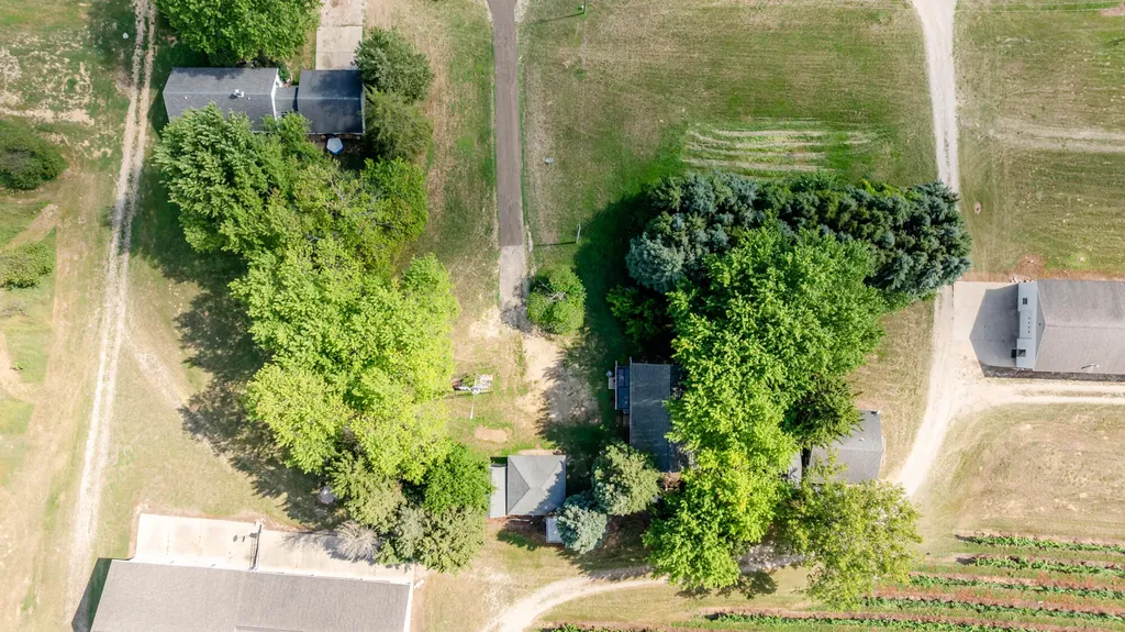 1980 Angling Road Bainbridge Township MI 49098