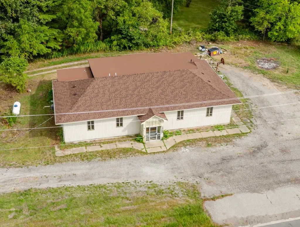 4863 Us Highway 12 Galien Township MI 49128