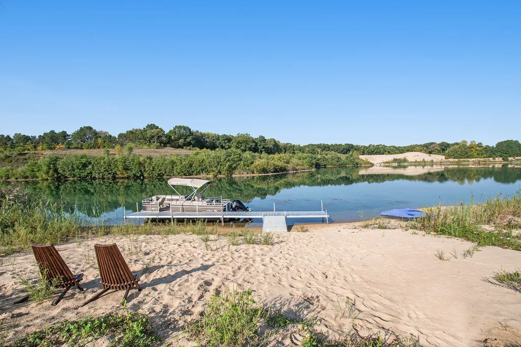 1872 Barron Lake Road Howard Township MI 49120