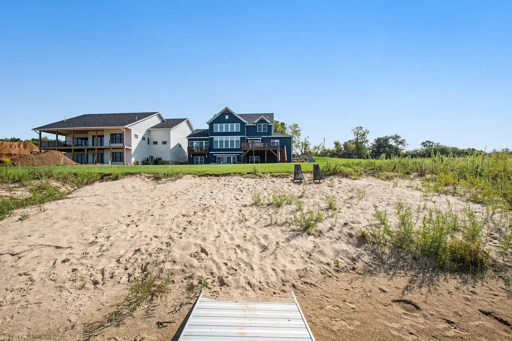 1872 Barron Lake Road Howard Township MI 49120