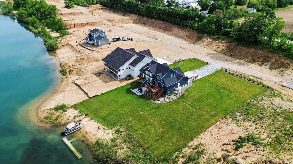 1872 Barron Lake Road Howard Township MI 49120