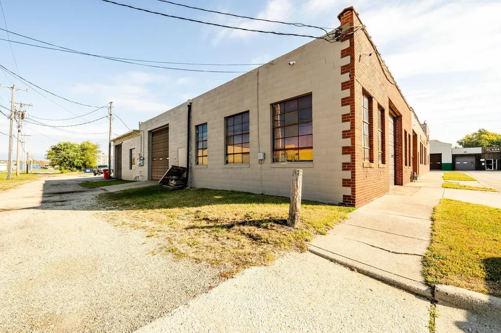 288 Colfax Avenue Benton Harbor City MI 49022