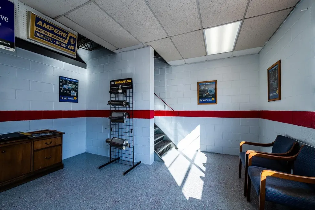 288 Colfax Avenue Benton Harbor City MI 49022