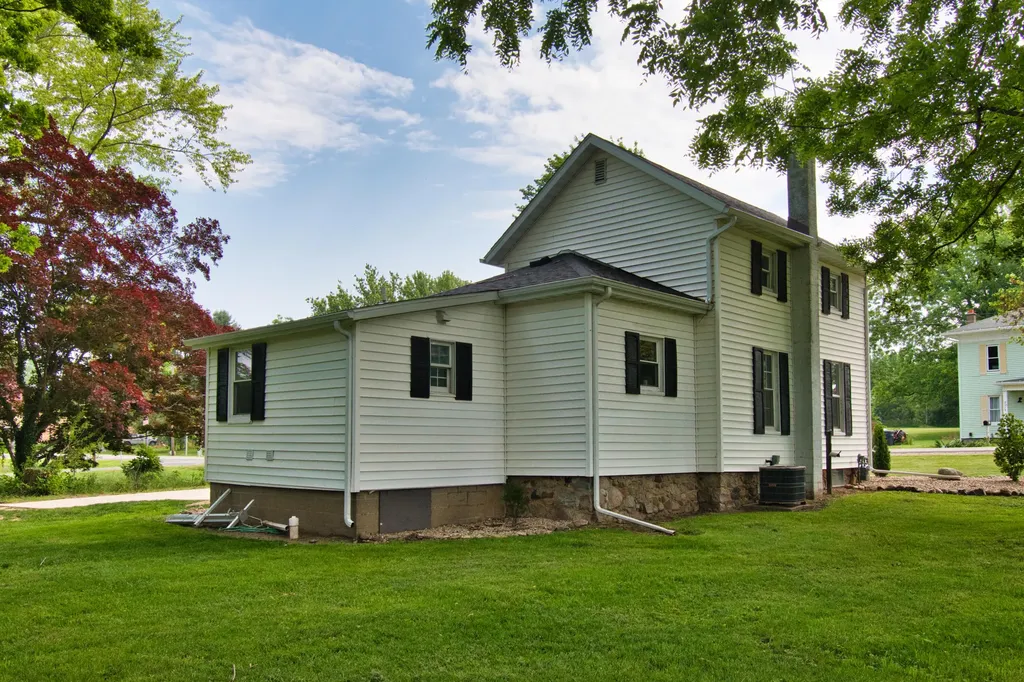 8974 M-140 Berrien Township MI 49102