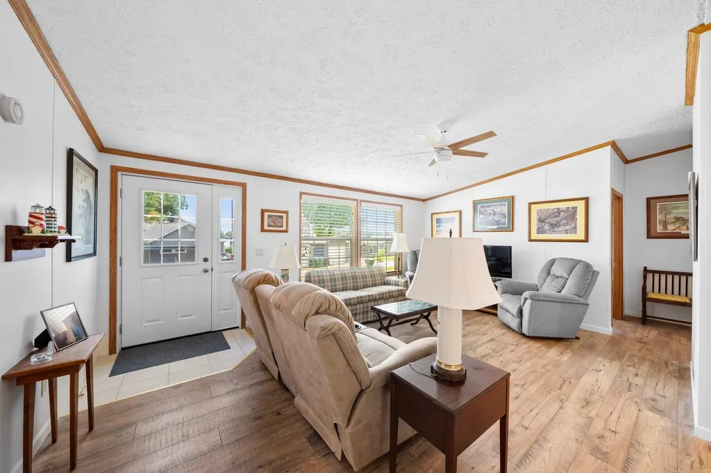 61738 Lake View Drive Penn Township MI 49031