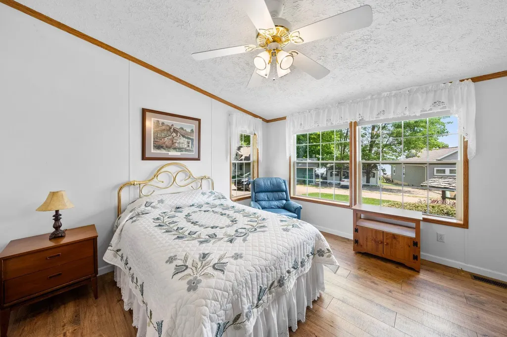 61738 Lake View Drive Penn Township MI 49031