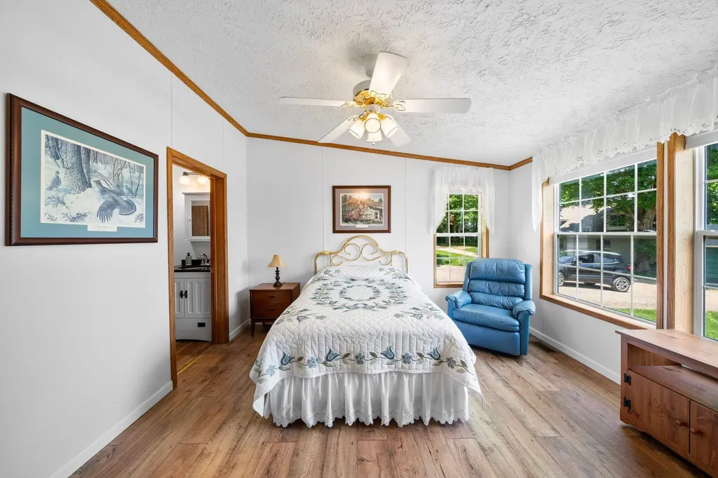 61738 Lake View Drive Penn Township MI 49031