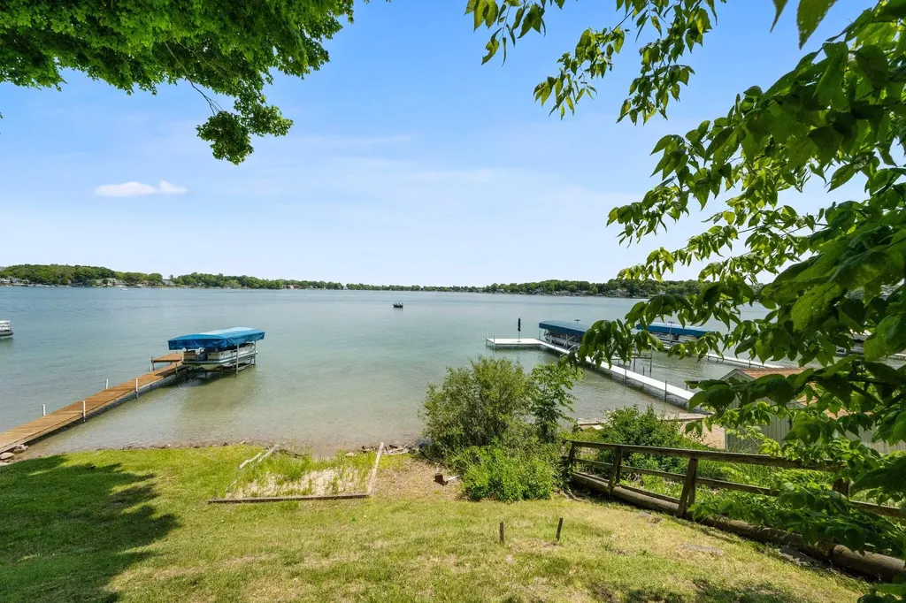 61738 Lake View Drive Penn Township MI 49031