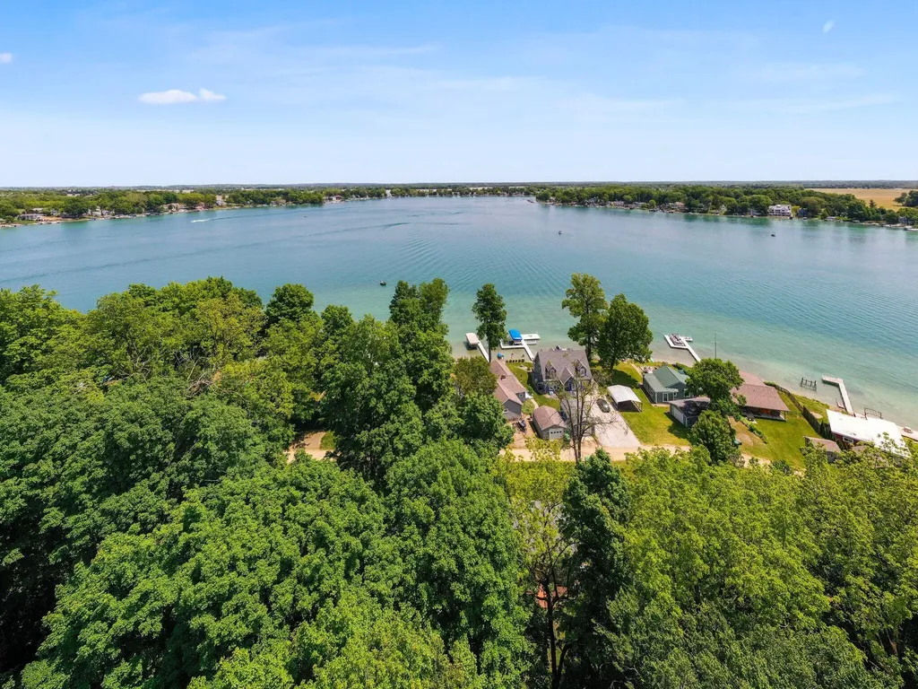 61738 Lake View Drive Penn Township MI 49031