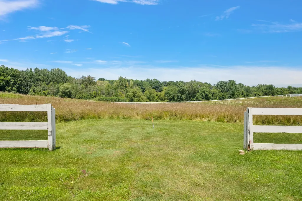 6130 Eidson Road Royalton Township MI 49085