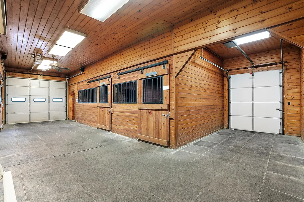 6130 Eidson Road Royalton Township MI 49085