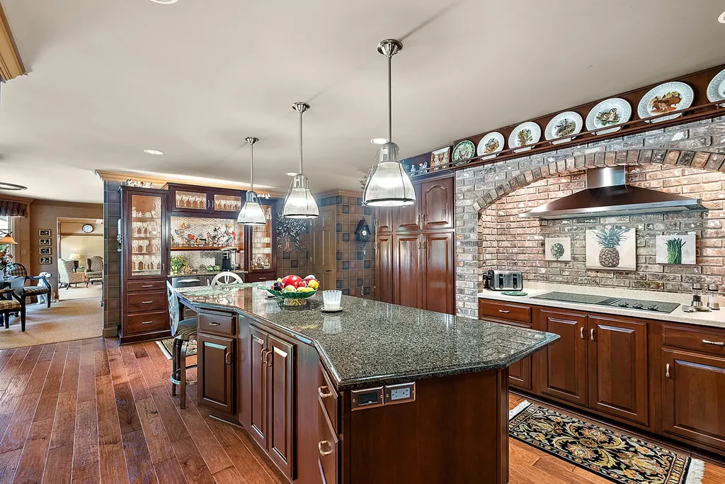 6130 Eidson Road Royalton Township MI 49085
