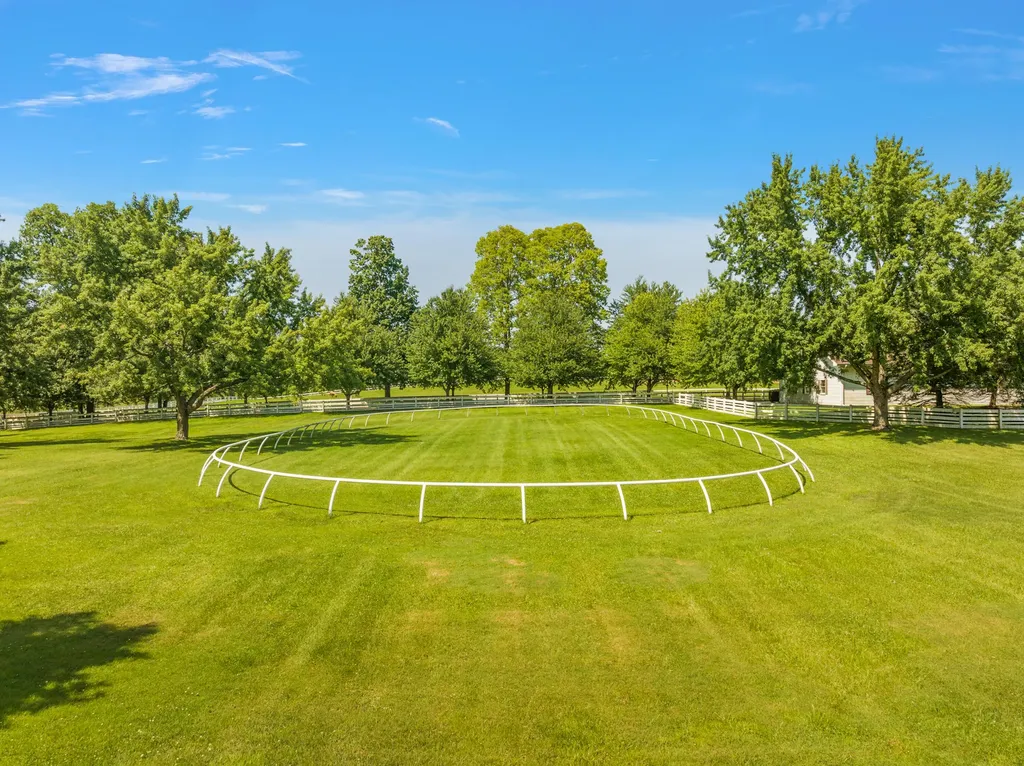6130 Eidson Road Royalton Township MI 49085