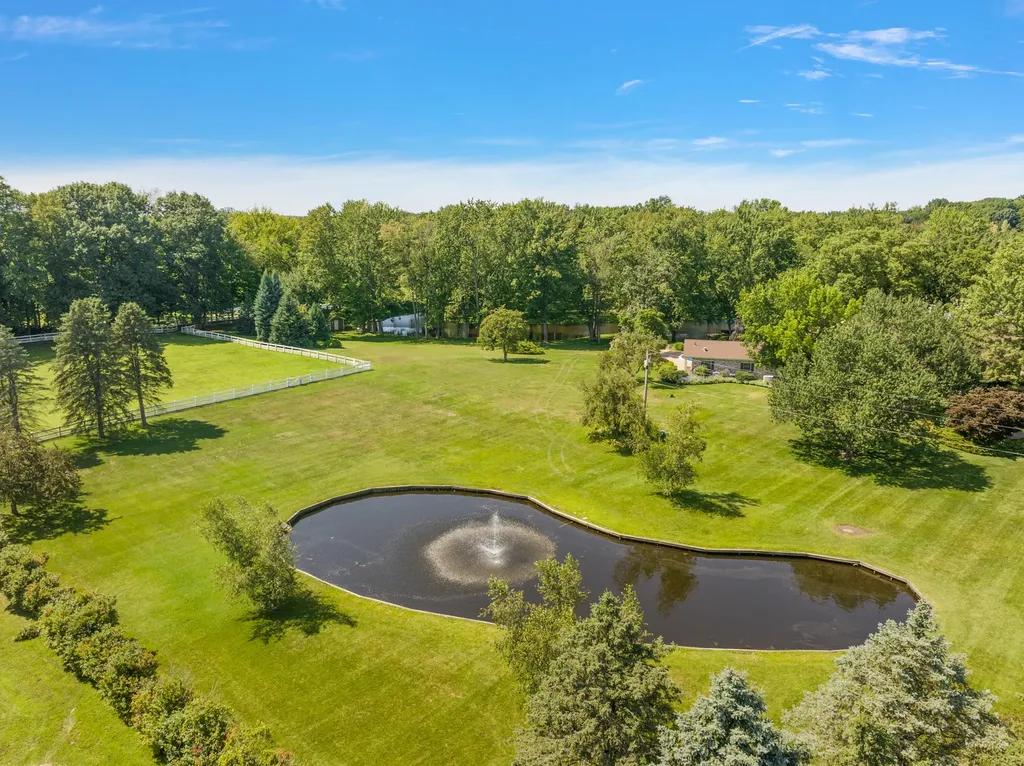 6130 Eidson Road Royalton Township MI 49085