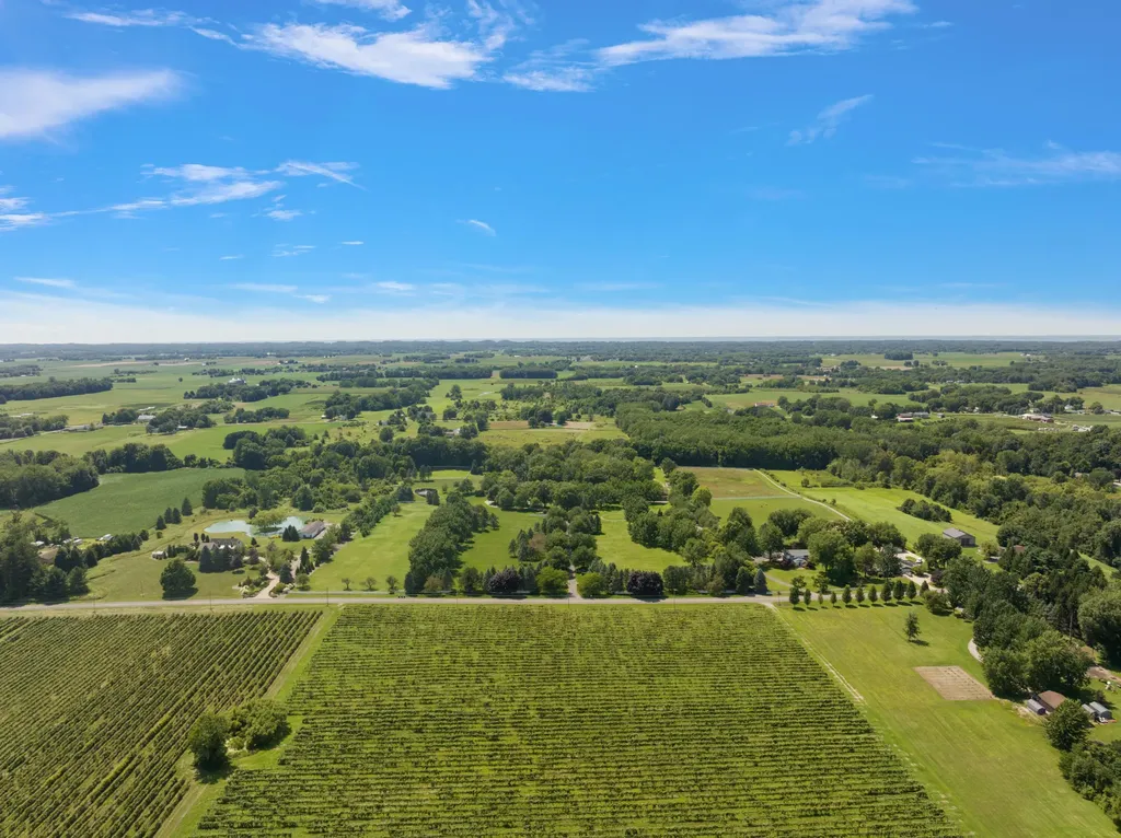 6130 Eidson Road Royalton Township MI 49085