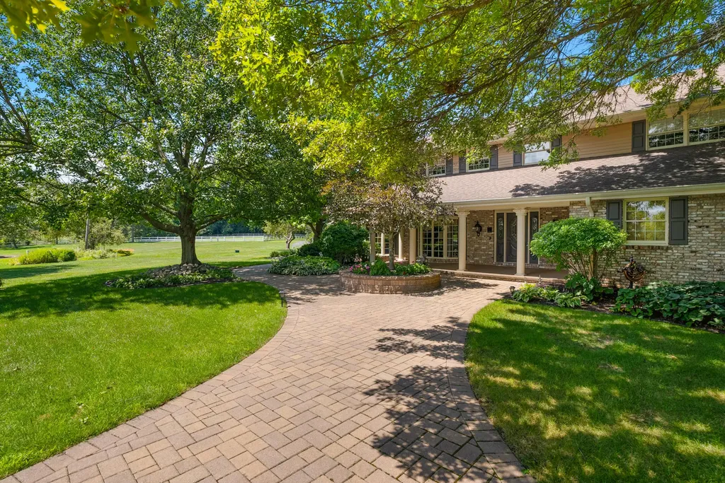 6130 Eidson Road Royalton Township MI 49085