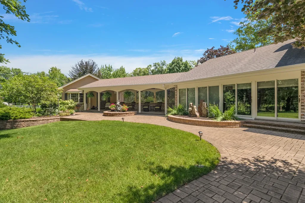 6130 Eidson Road Royalton Township MI 49085