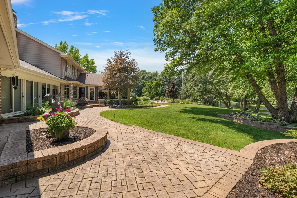 6130 Eidson Road Royalton Township MI 49085