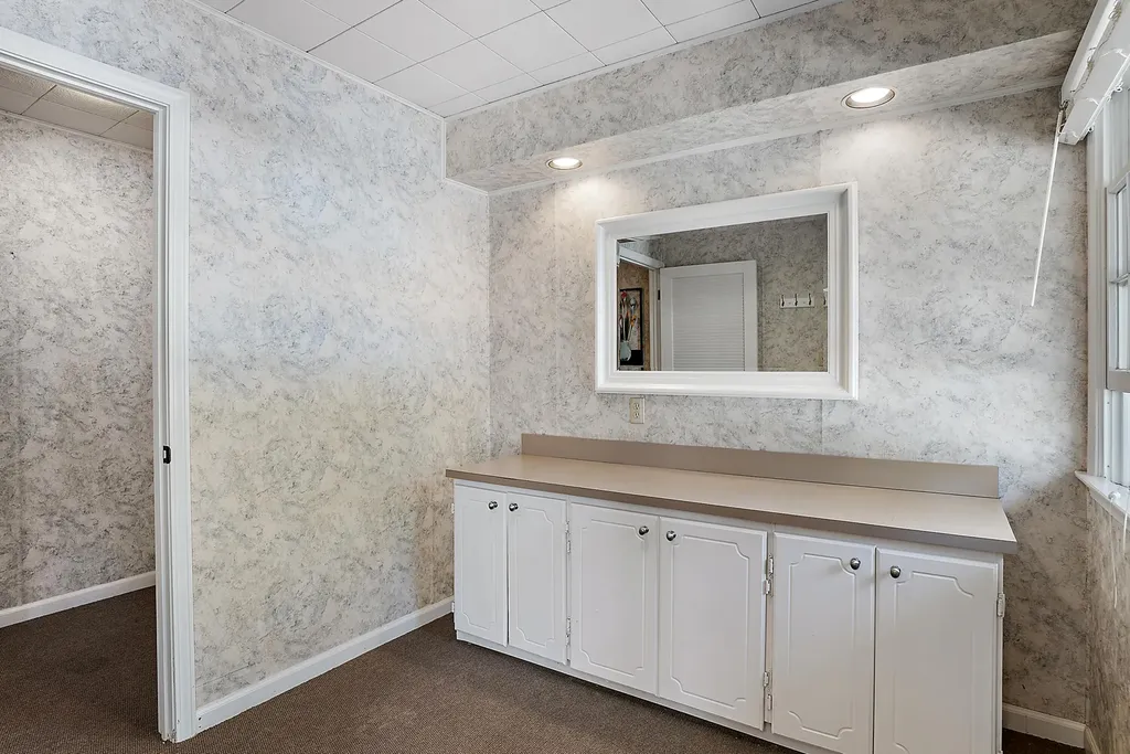 6130 Eidson Road Royalton Township MI 49085