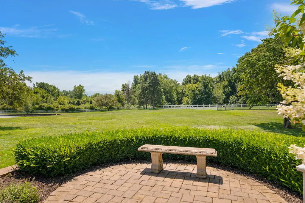 6130 Eidson Road Royalton Township MI 49085