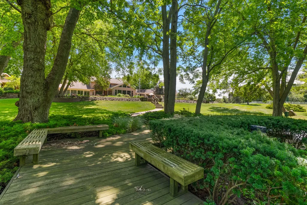 6130 Eidson Road Royalton Township MI 49085