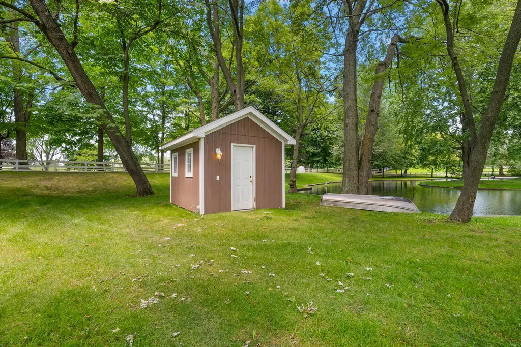 6130 Eidson Road Royalton Township MI 49085