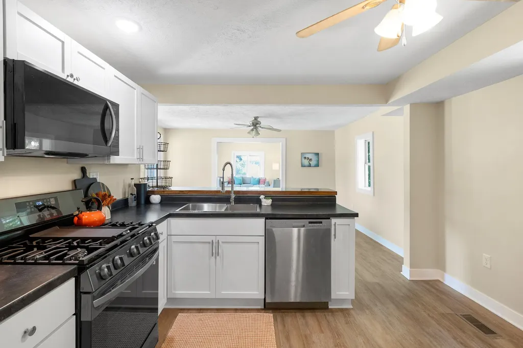 5743 107th Avenue Lee Township MI 49450
