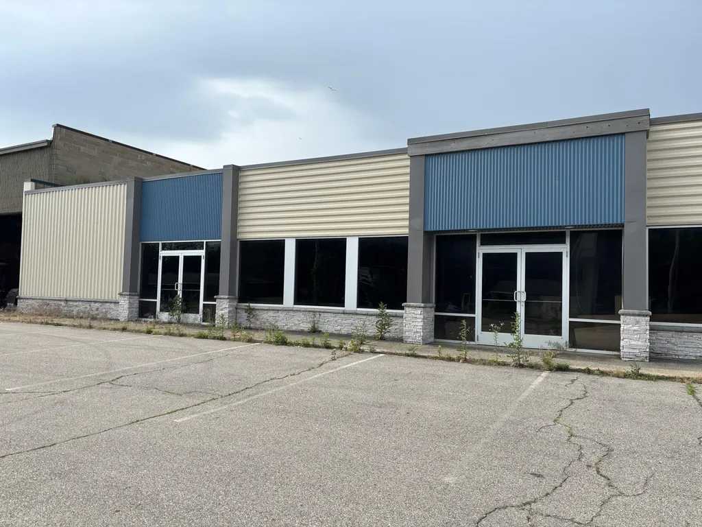 1160 E Napier Avenue Benton Charter Township MI 49022