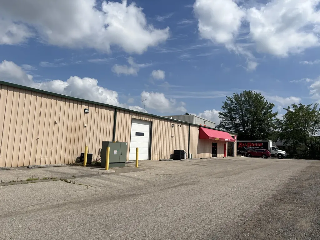 1160 E Napier Avenue Benton Charter Township MI 49022