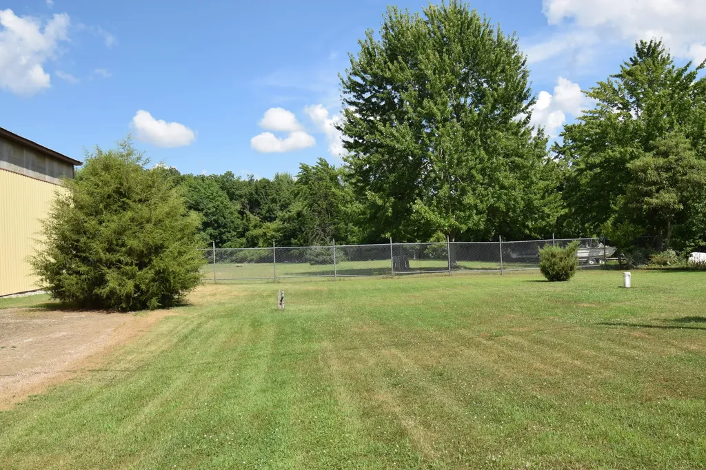 71627 County Road 681 Lawrence Township MI 49057