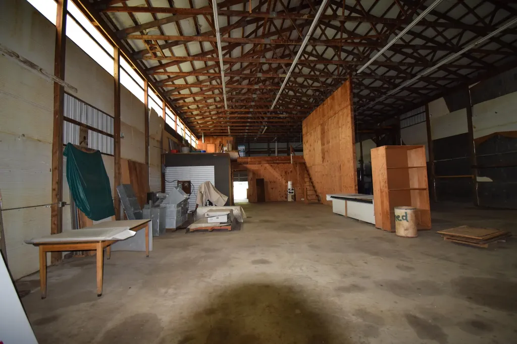 71627 County Road 681 Lawrence Township MI 49057