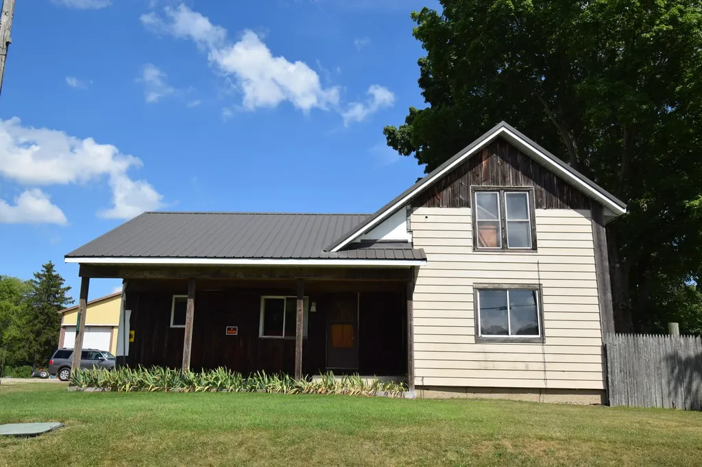 71627 County Road 681 Lawrence Township MI 49057