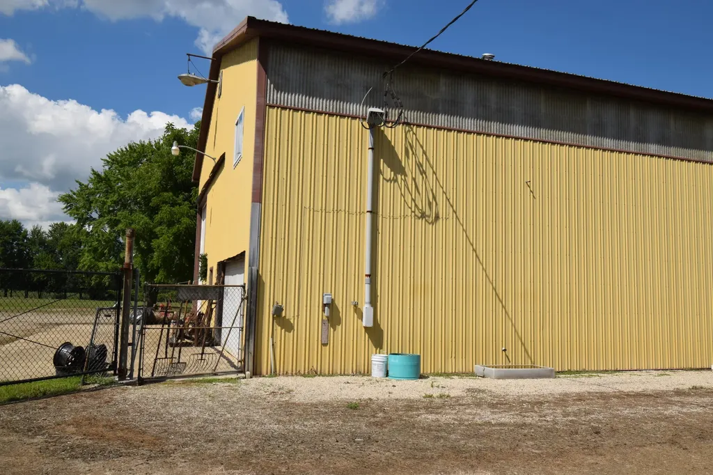 71627 County Road 681 Lawrence Township MI 49057
