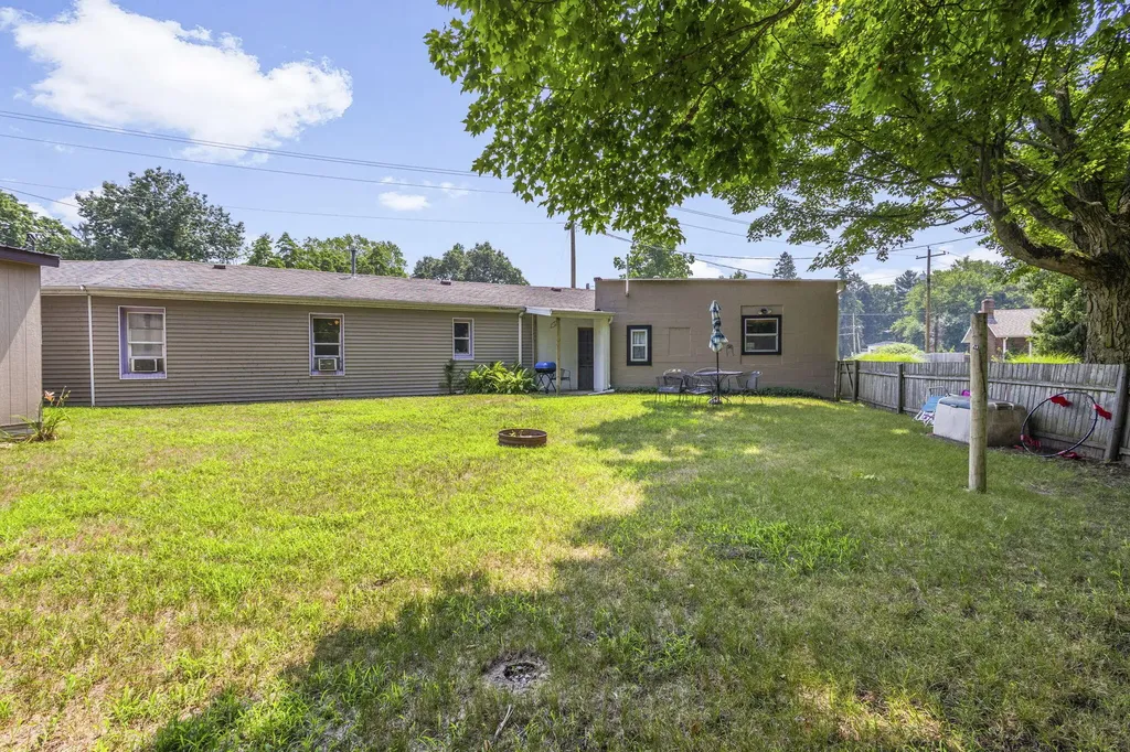 6128 M 63 N Hagar Township MI 49038
