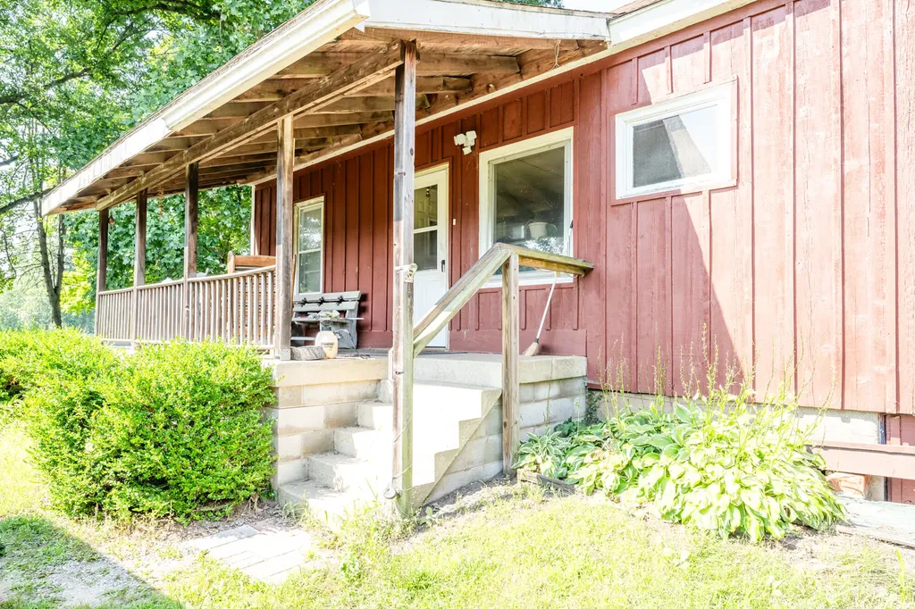7462 W Martin Road Three Oaks Township MI 49128