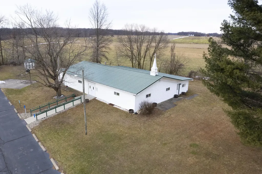 64016 M 62 Jefferson Township MI 49031