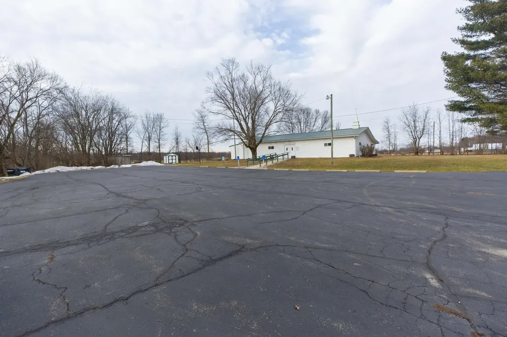 64016 M 62 Jefferson Township MI 49031