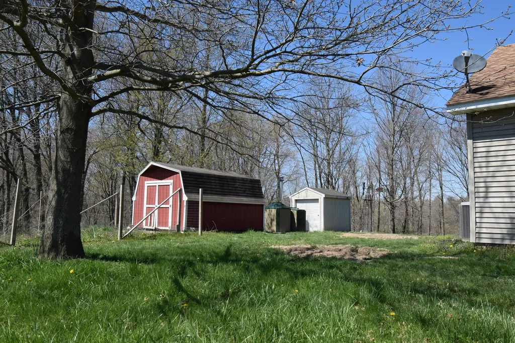 47944 County Road 673 Arlington Township MI 49064